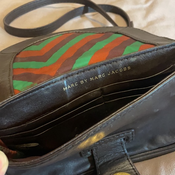 Marc Jacobs dark brown leather crossover bag - Picture 6 of 7